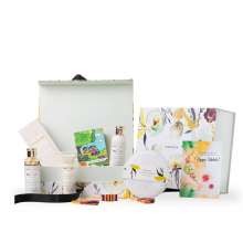 Kimirica Phool Exclusive Rakhi Gift Sets : All thing Royal Gift Box with Plantable Rakhi WBG